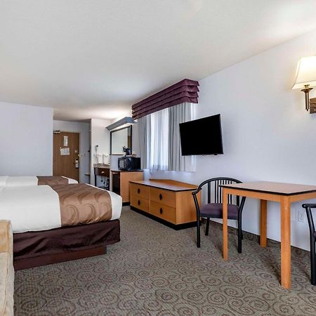 Quality Inn & Suites Denver Airport - Gateway Park Аврора Экстерьер фото