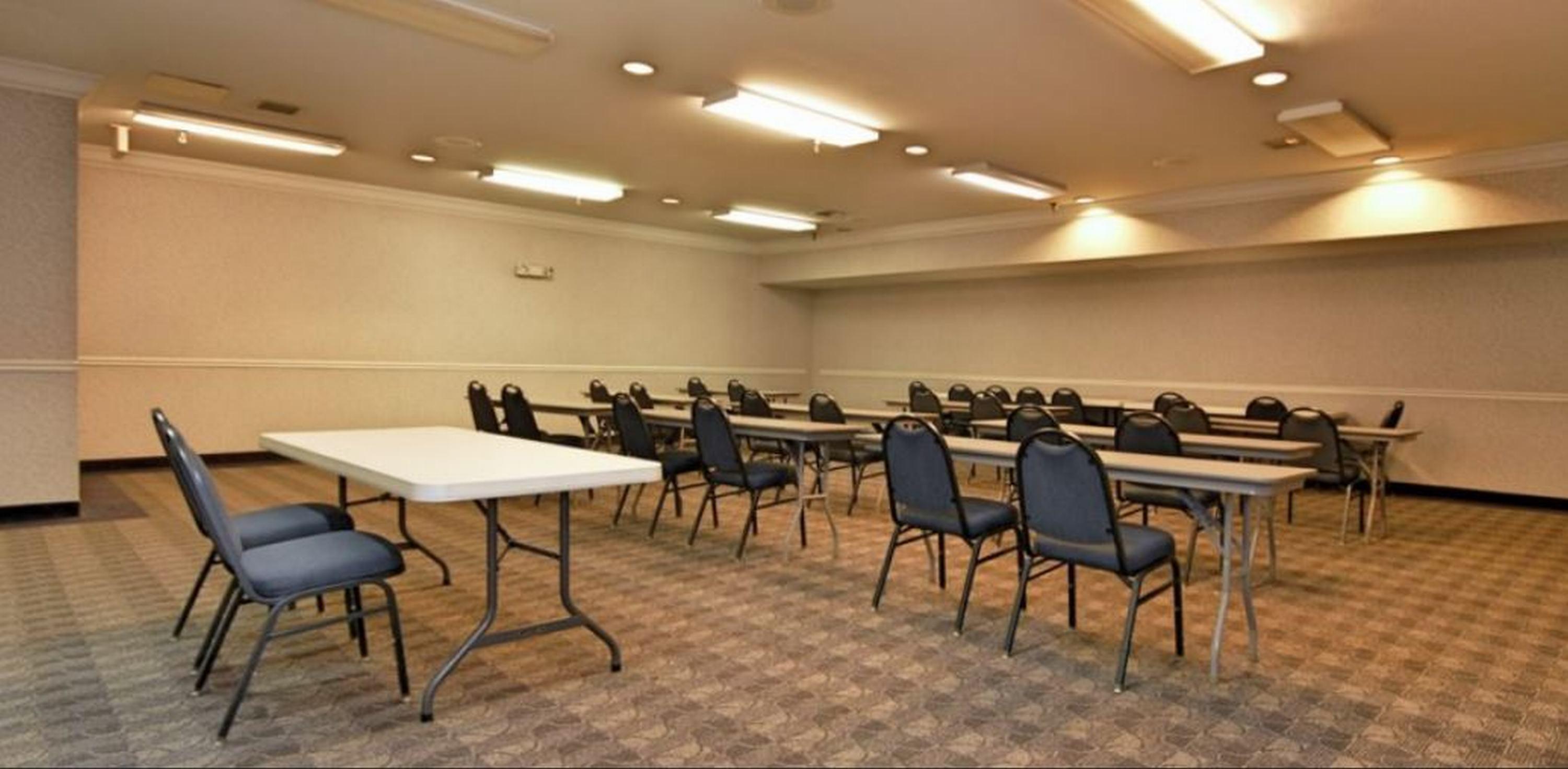 Quality Inn & Suites Denver Airport - Gateway Park Аврора Экстерьер фото